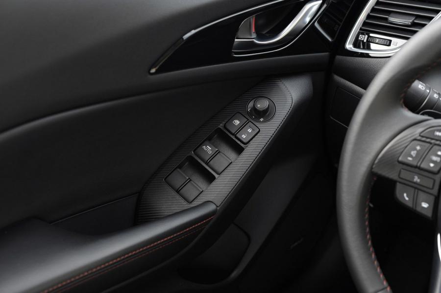  Mazda3 Hatchback 2014 года  (фото 84 из 131)